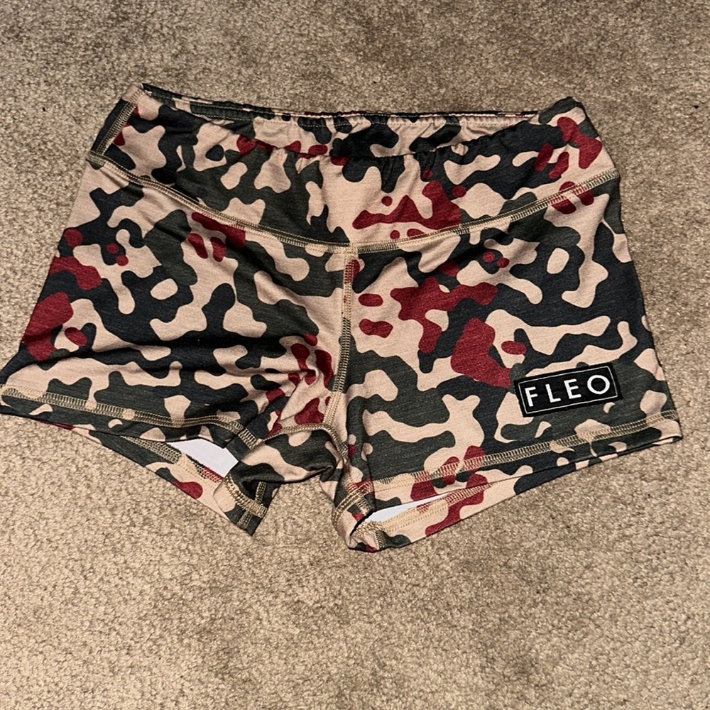 FLEO 3.25 SHORTS